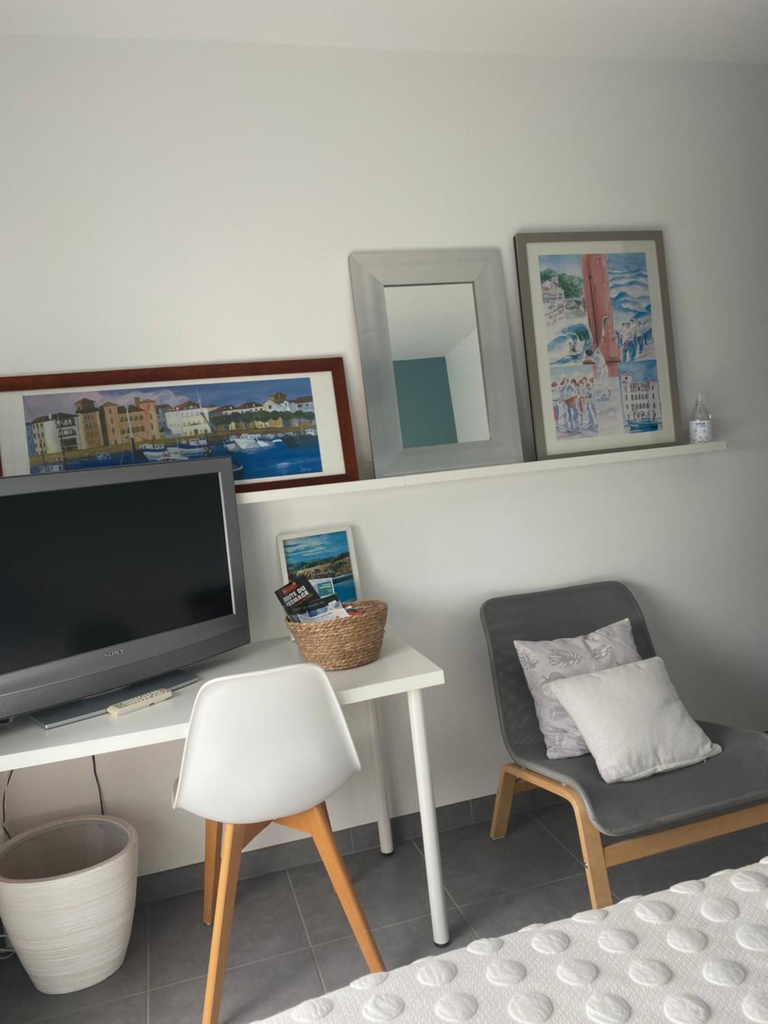 Ama Lur Hotel Hasparren Bagian luar foto